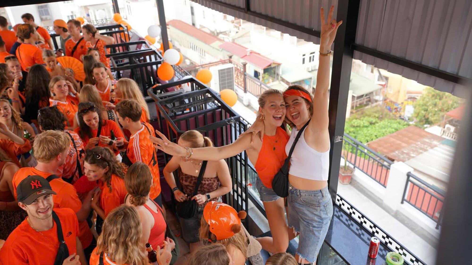 Lakeview Backpackers Hostel & Rooftop Bar Hanói Exterior foto