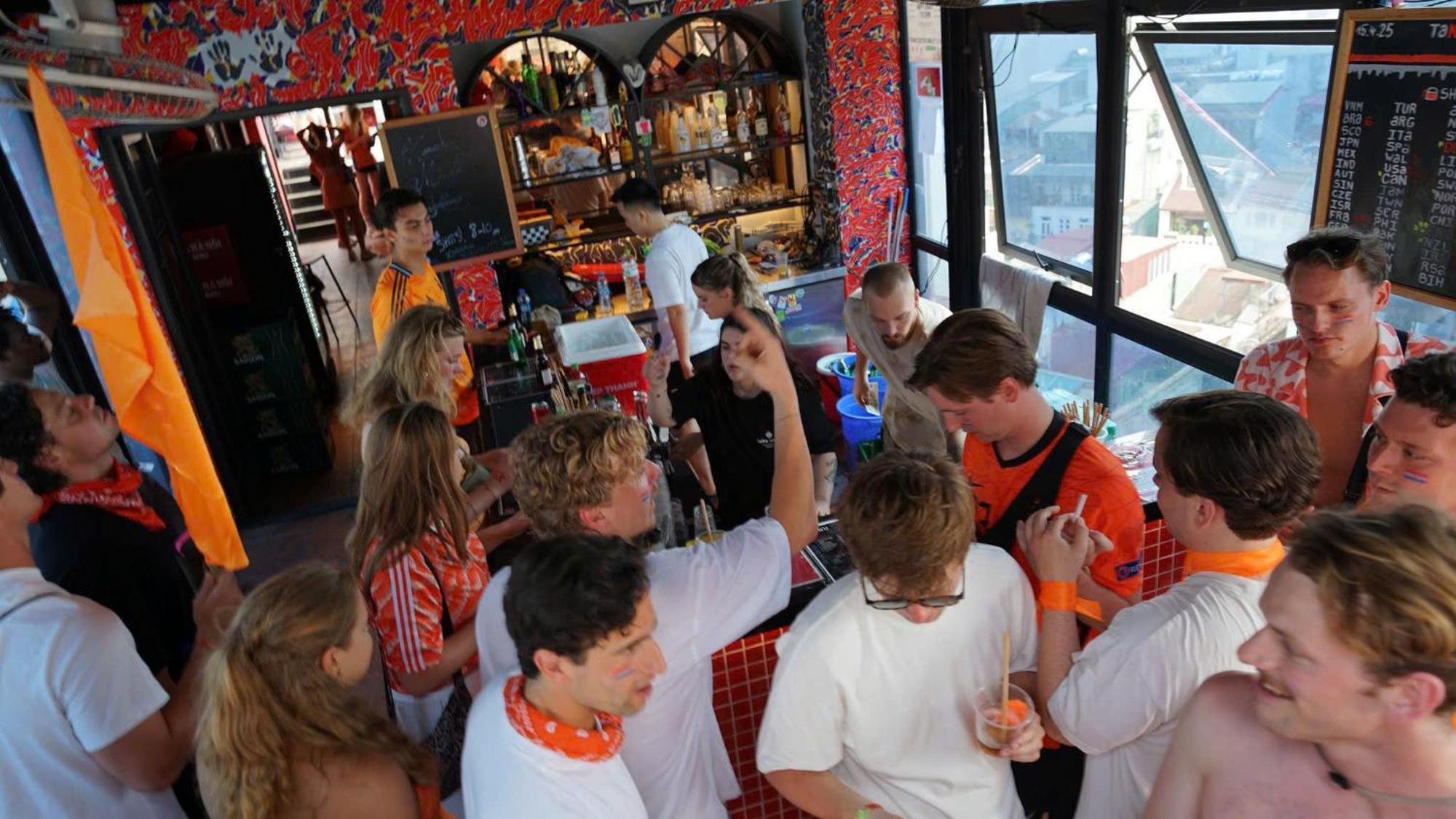 Lakeview Backpackers Hostel & Rooftop Bar Hanói Exterior foto
